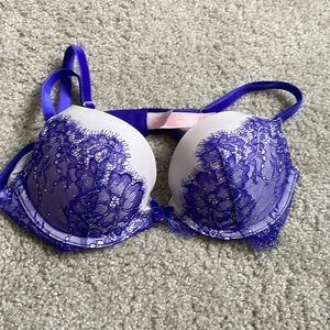 Victoria’s Secret Dream Angles push-up Bra 32B